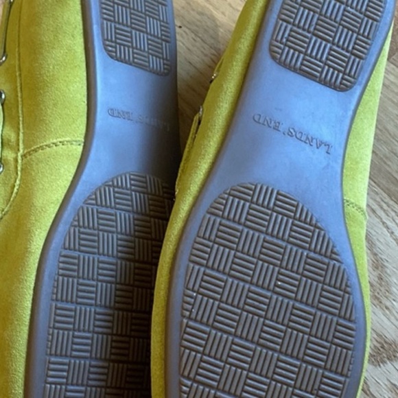 🍁Lime green suede loafers moccasins flats size 11 - Picture 2 of 5